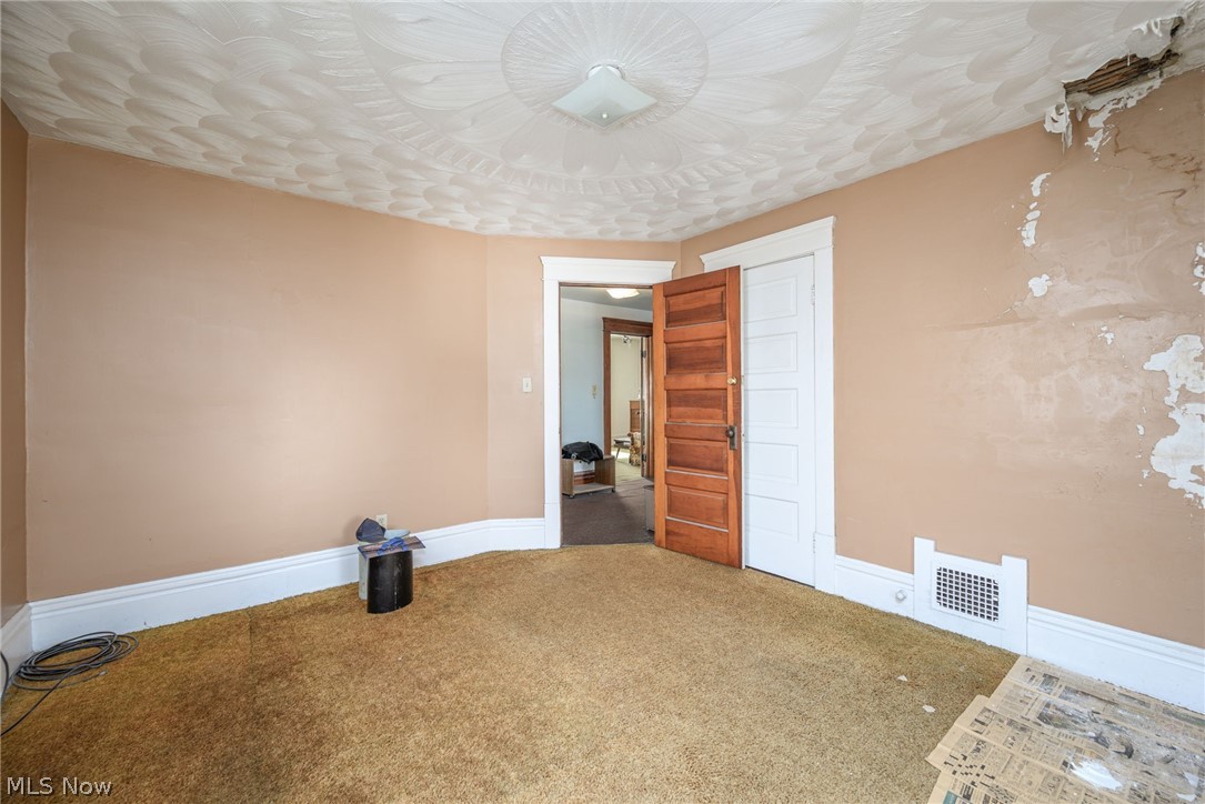 62 N Balch Street Akron OH 44303