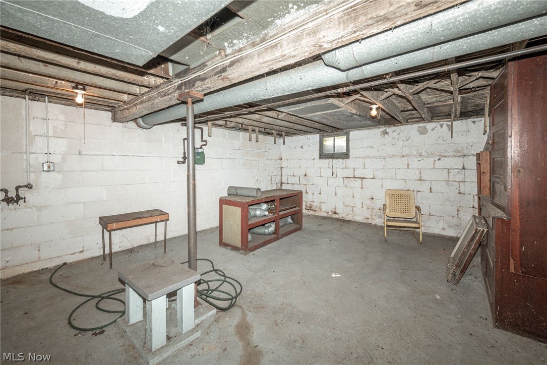62 N Balch Street Akron OH 44303