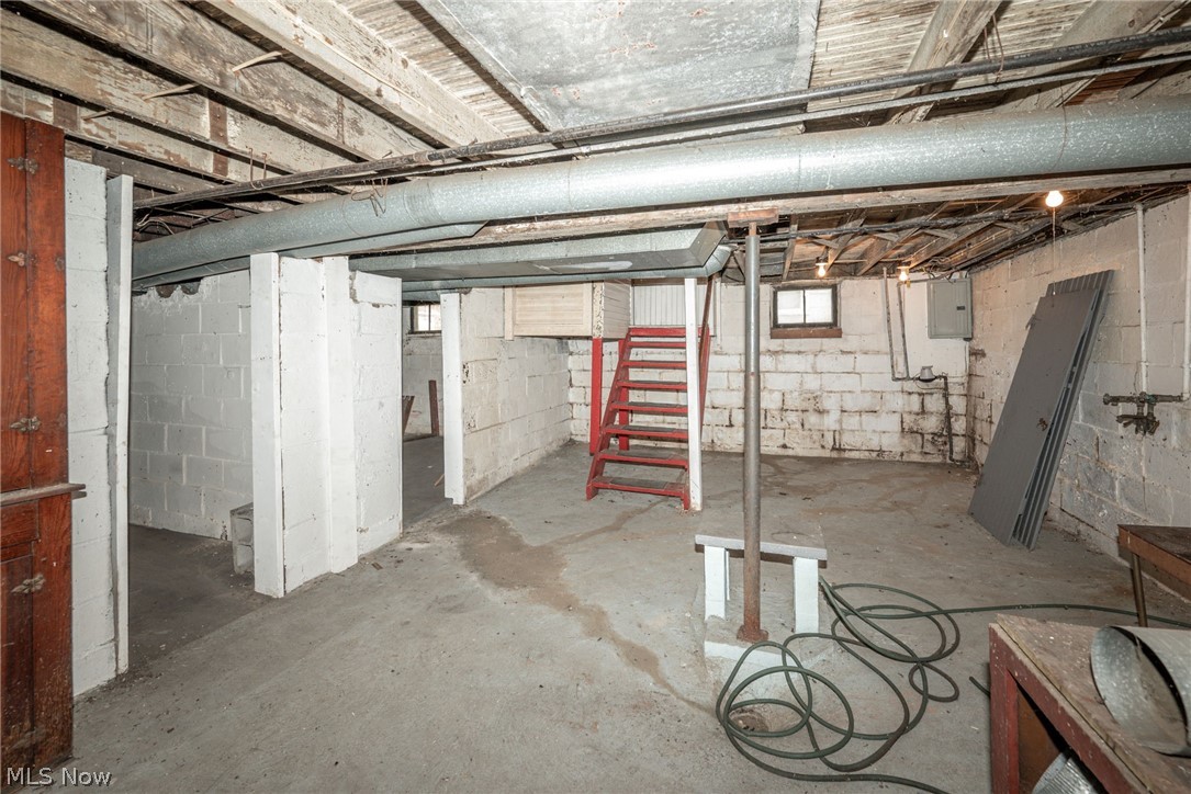 62 N Balch Street Akron OH 44303