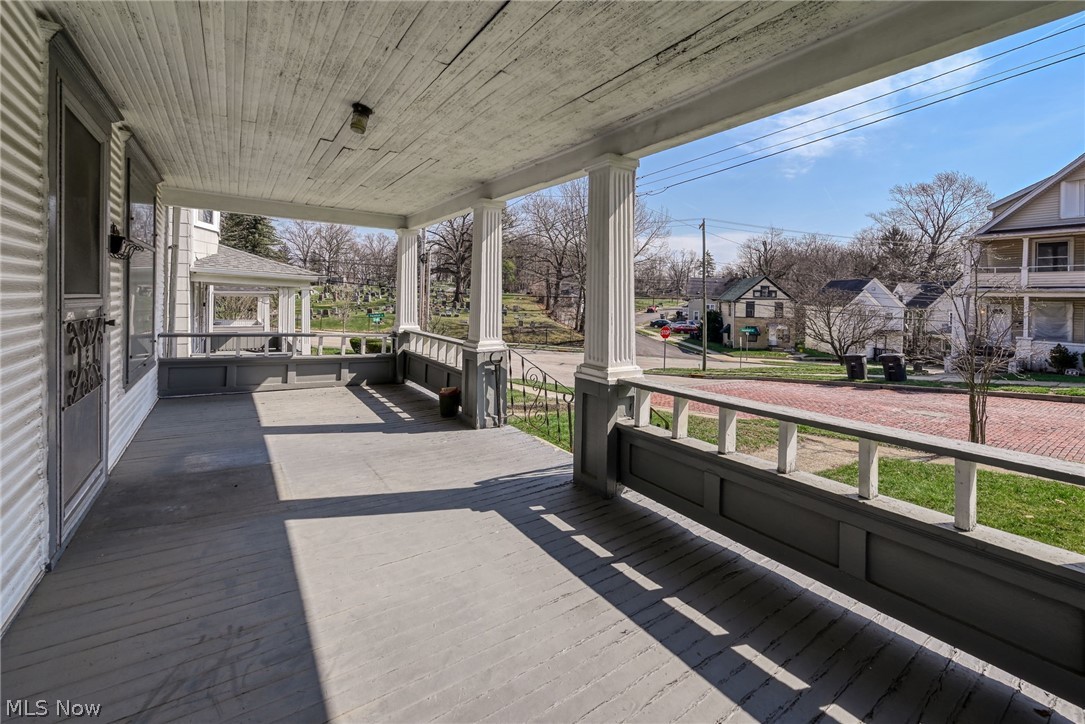 62 N Balch Street Akron OH 44303