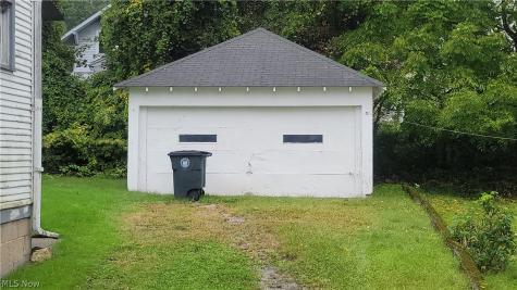 62 N Balch Street Akron OH 44303