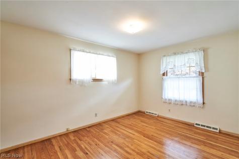 29581 Robert Street Wickliffe OH 44092