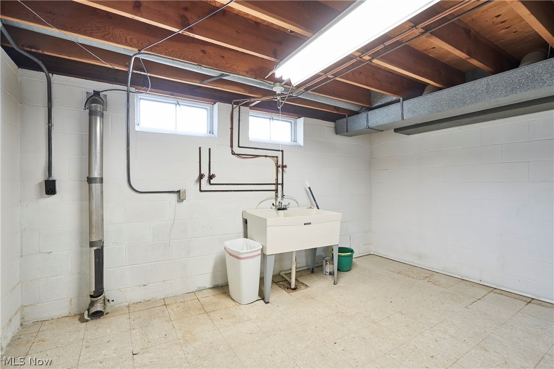 29581 Robert Street Wickliffe OH 44092