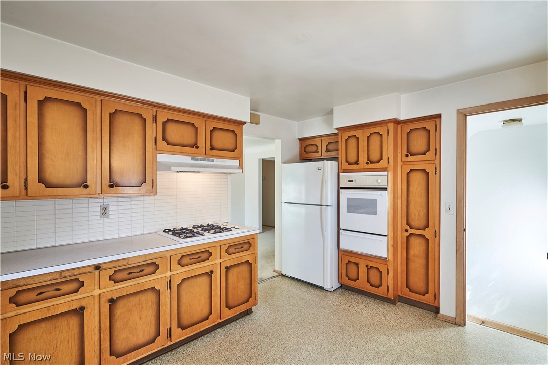 29581 Robert Street Wickliffe OH 44092