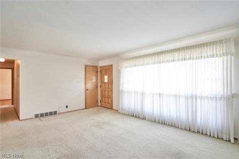 29581 Robert Street Wickliffe OH 44092