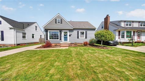 16168 Brinbourne Avenue Middleburg Heights OH 44130