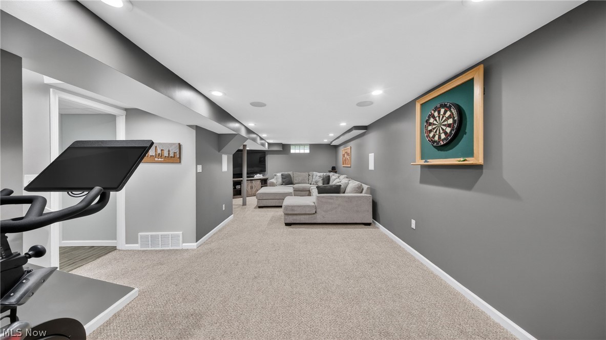 16168 Brinbourne Avenue Middleburg Heights OH 44130