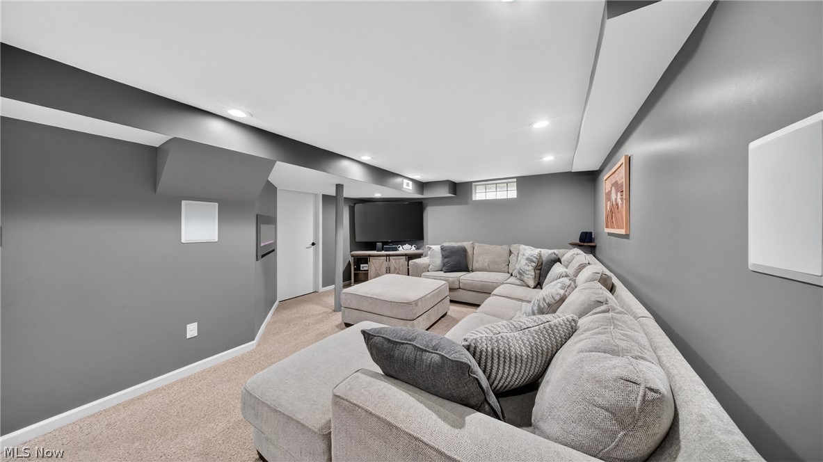 16168 Brinbourne Avenue Middleburg Heights OH 44130