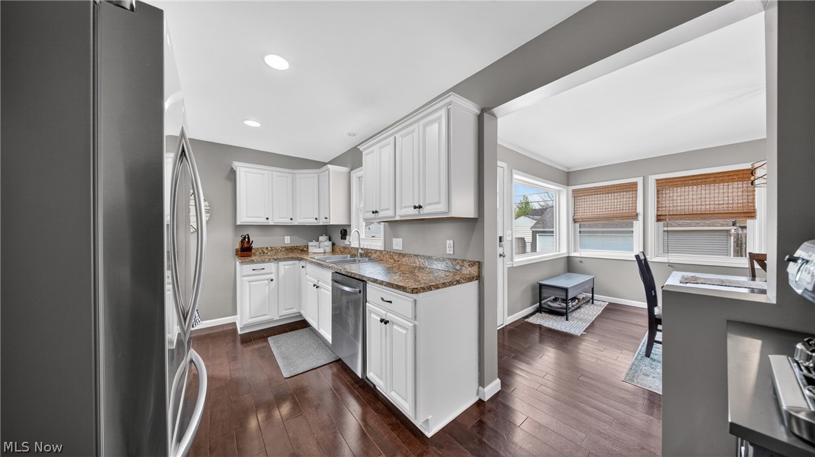 16168 Brinbourne Avenue Middleburg Heights OH 44130
