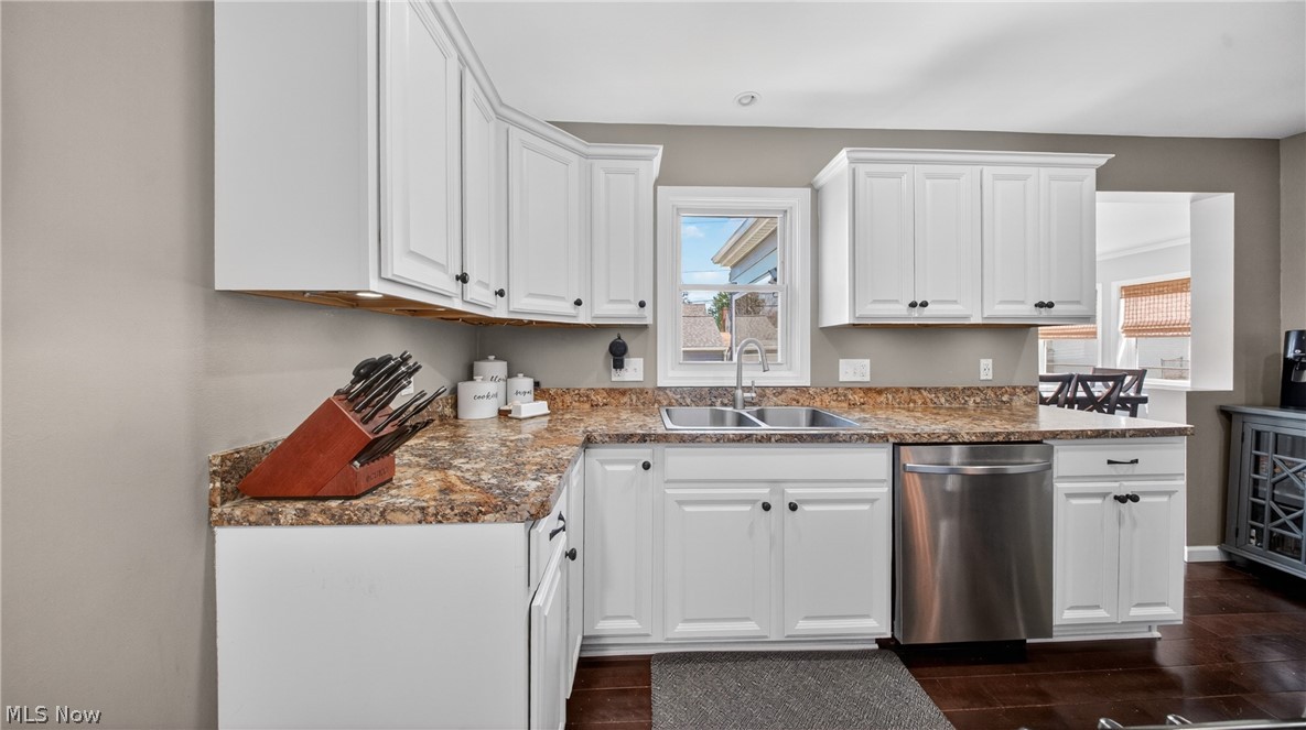 16168 Brinbourne Avenue Middleburg Heights OH 44130