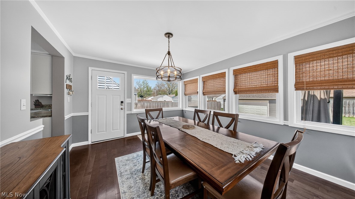 16168 Brinbourne Avenue Middleburg Heights OH 44130