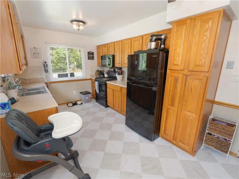 510 Hilbish Avenue Akron OH 44312