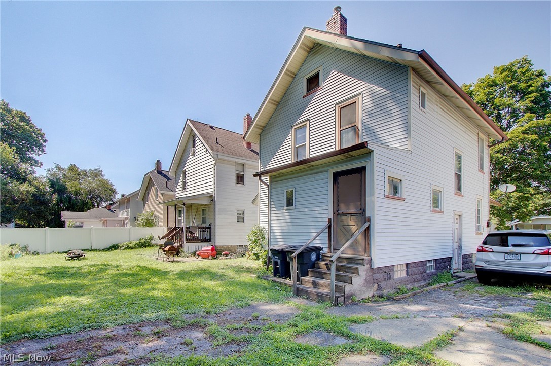 176 E Ido Avenue Akron OH 44301