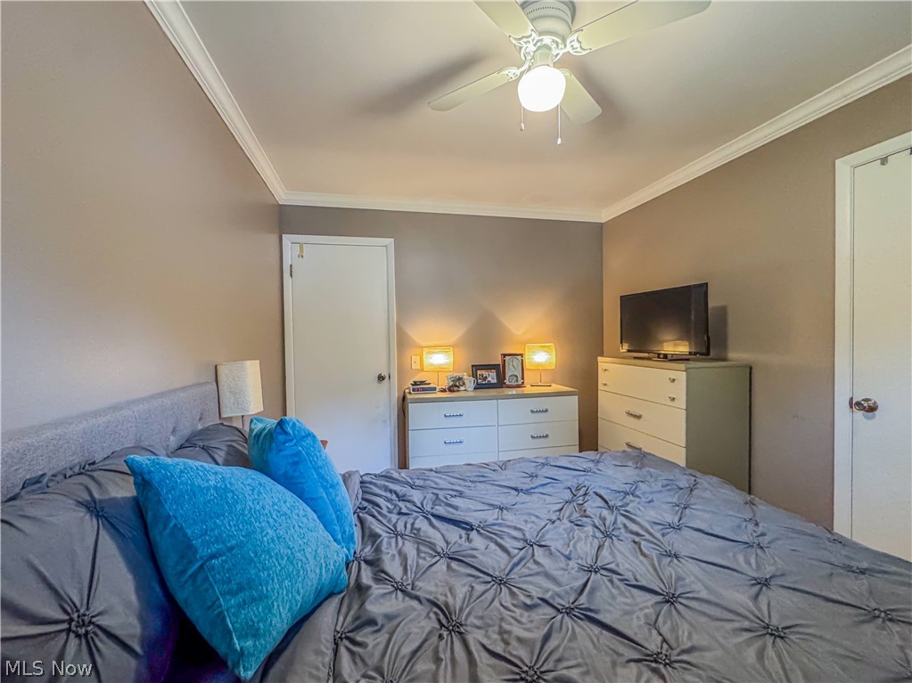 3507 Draper Avenue Warren OH 44484