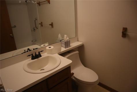 288 E Cassell Avenue Barberton OH 44203
