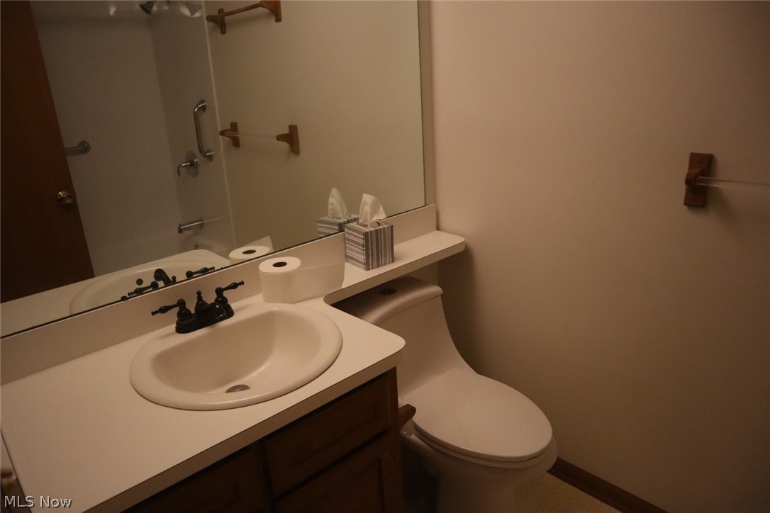 288 E Cassell Avenue Barberton OH 44203