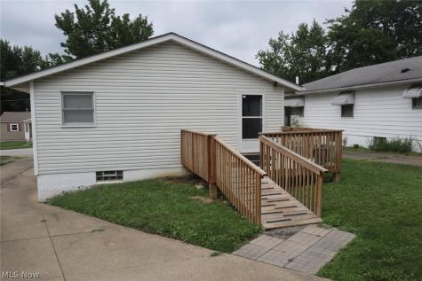 288 E Cassell Avenue Barberton OH 44203