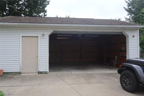 288 E Cassell Avenue Barberton OH 44203