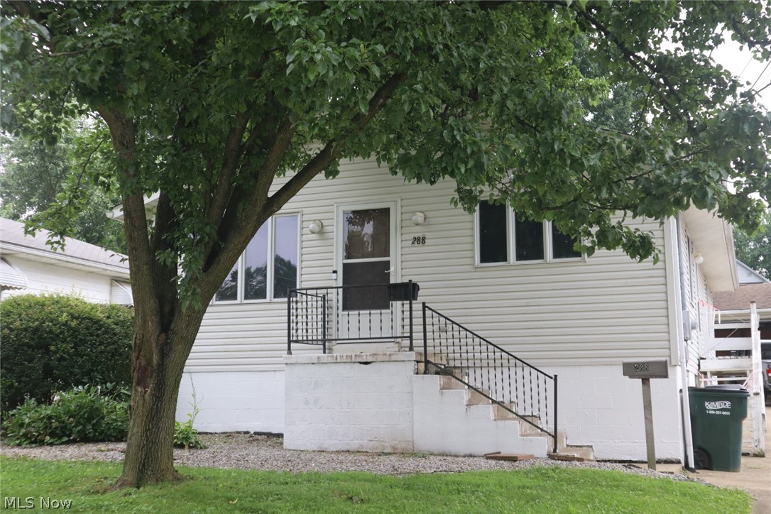 288 E Cassell Avenue Barberton OH 44203