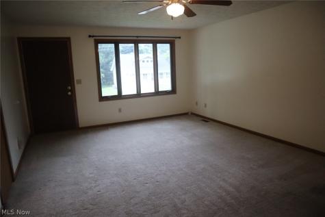288 E Cassell Avenue Barberton OH 44203