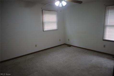 288 E Cassell Avenue Barberton OH 44203