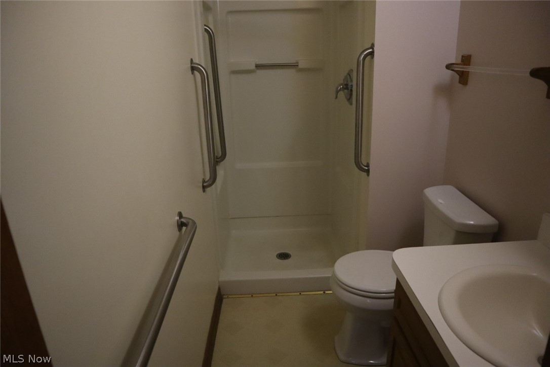 288 E Cassell Avenue Barberton OH 44203