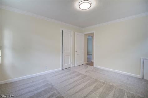 6836 Beresford Avenue Parma Heights OH 44130