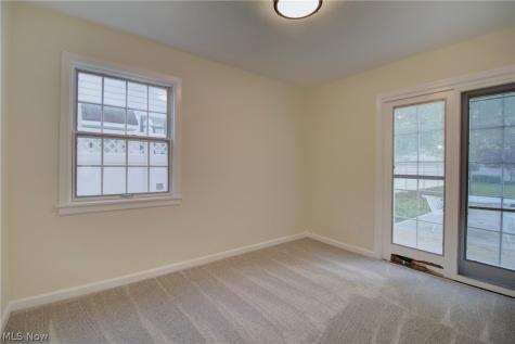 6836 Beresford Avenue Parma Heights OH 44130