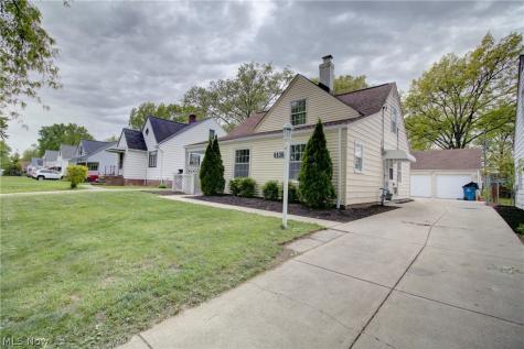 6836 Beresford Avenue Parma Heights OH 44130