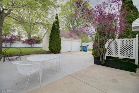 6836 Beresford Avenue Parma Heights OH 44130