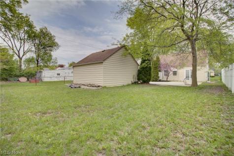6836 Beresford Avenue Parma Heights OH 44130