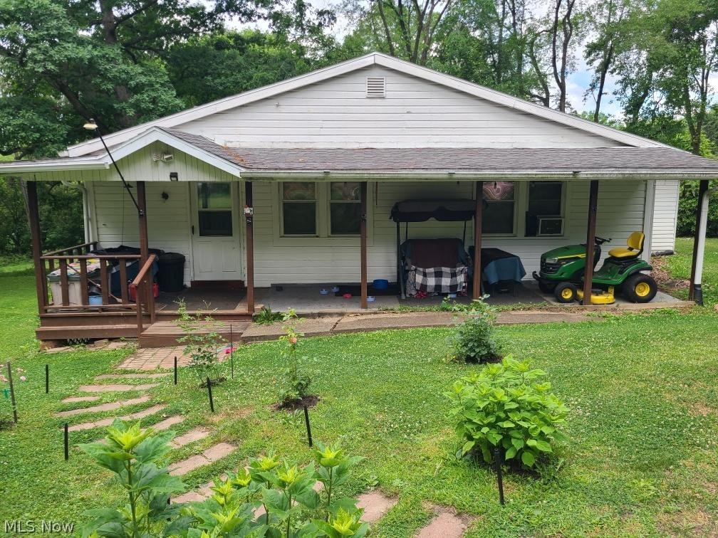 8094 Fohl Street SW Navarre OH 44662