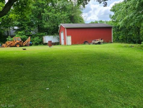 8094 Fohl Street SW Navarre OH 44662
