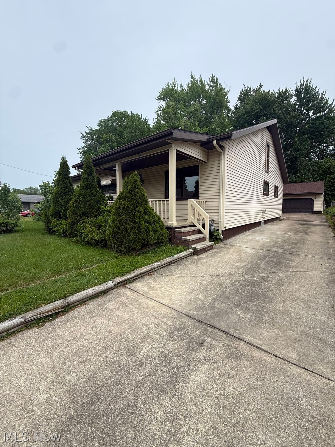 1802 Lyndon Avenue Ashtabula OH 44004