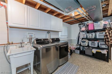 1009 Shelby Court Grafton OH 44044