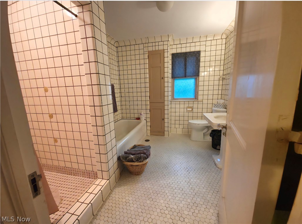 276 S Rose Boulevard Akron OH 44313