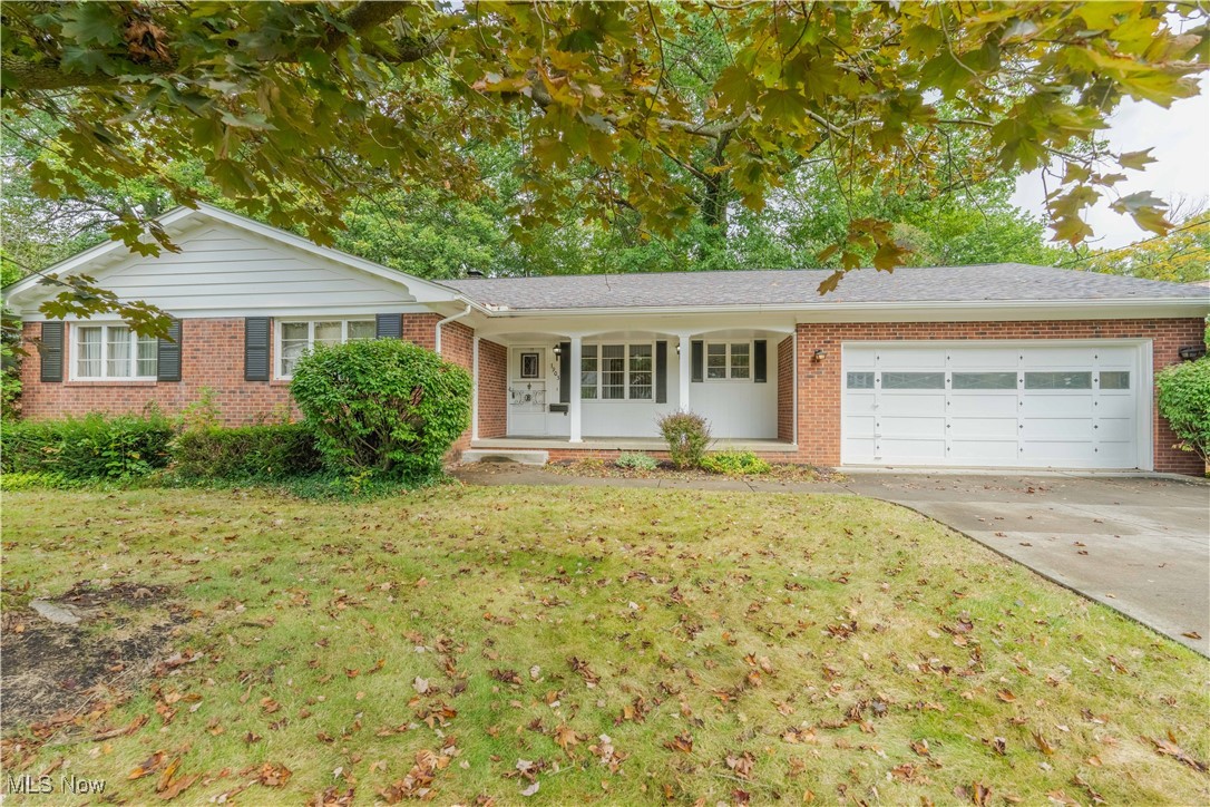 1903 Brookfield Drive Akron OH 44313