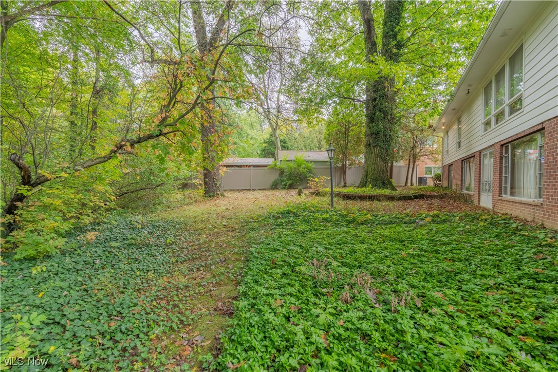 1903 Brookfield Drive Akron OH 44313