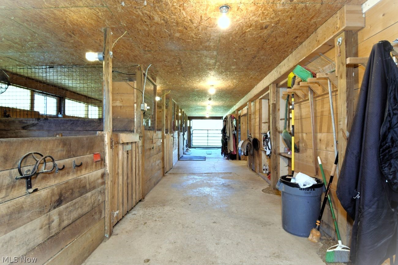 16299 Jug Road Burton OH 44021