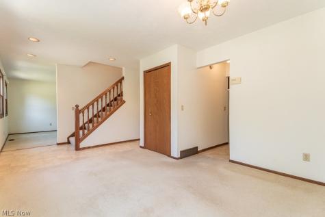 647 Robin Drive Eastlake OH 44095