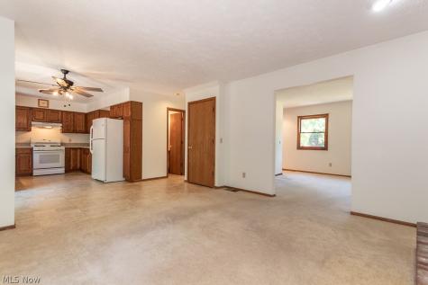 647 Robin Drive Eastlake OH 44095