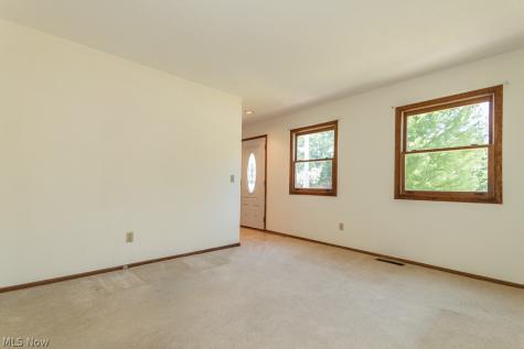 647 Robin Drive Eastlake OH 44095