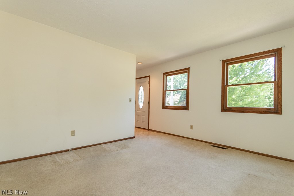647 Robin Drive Eastlake OH 44095