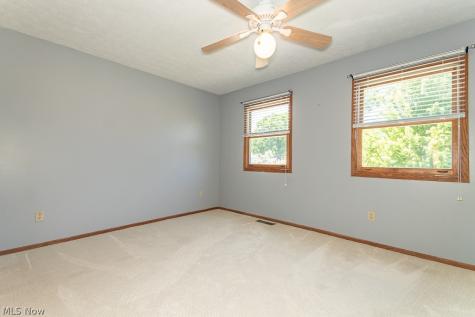 647 Robin Drive Eastlake OH 44095