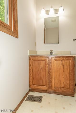 647 Robin Drive Eastlake OH 44095