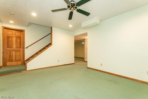 647 Robin Drive Eastlake OH 44095