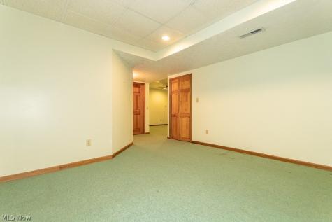 647 Robin Drive Eastlake OH 44095