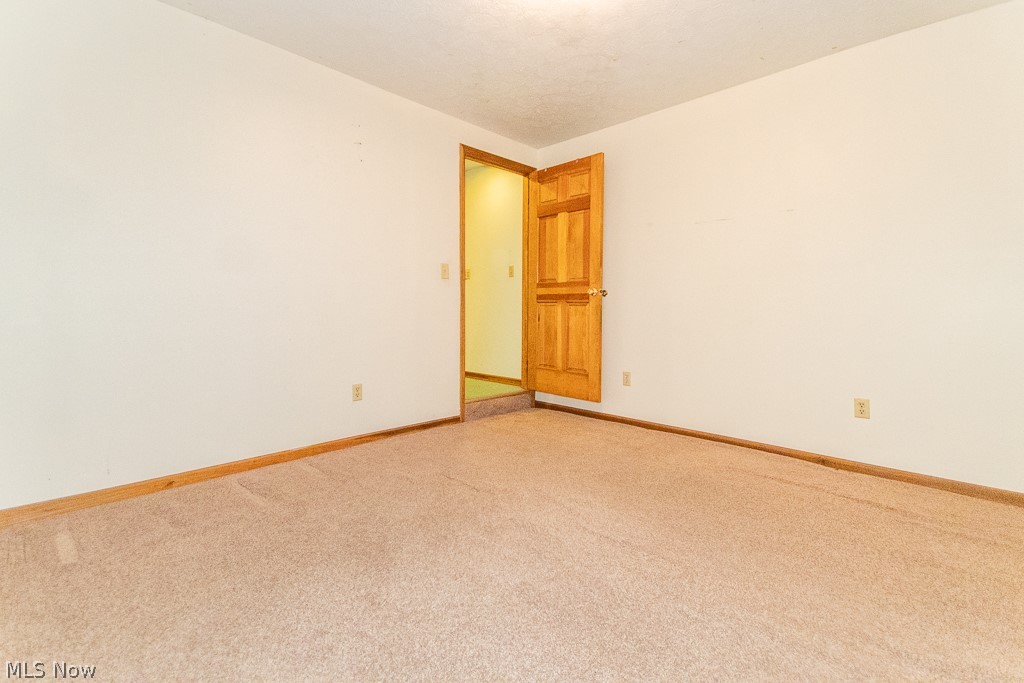 647 Robin Drive Eastlake OH 44095