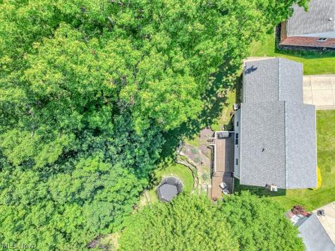 647 Robin Drive Eastlake OH 44095