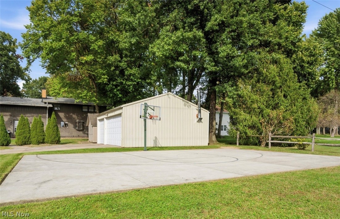 715 Oakridge Drive Boardman OH 44512